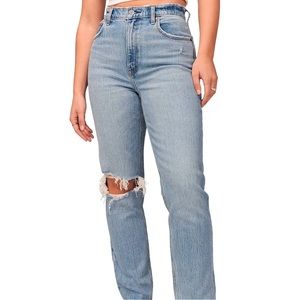 NWT Abercrombie & Fitch Curve Love Ultra High Rise 90s Straight Jean size 32/14S
